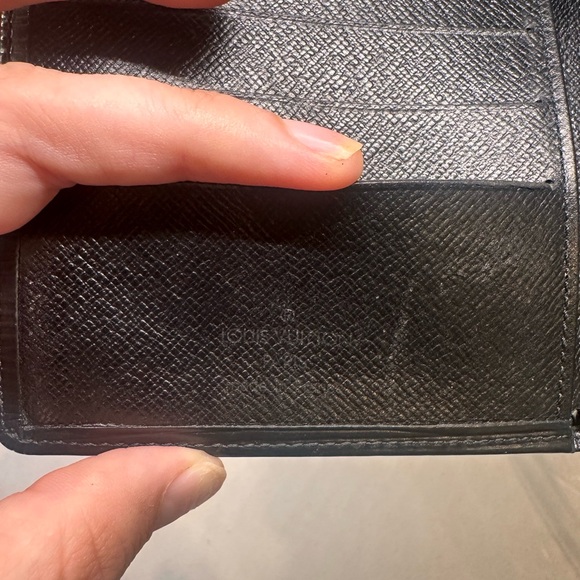Louis Vuitton Epi Black Marco Wallet - Picture 9 of 12